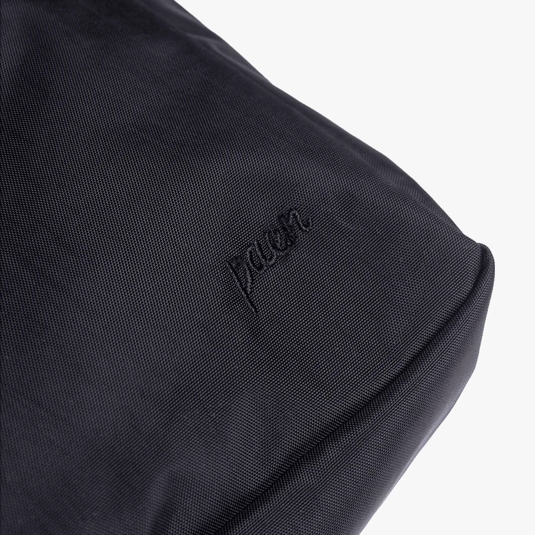 Medium Shoulder Bag 5